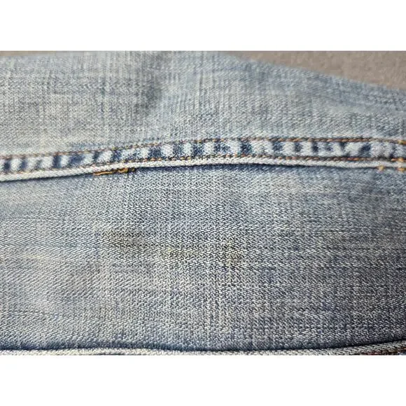 Levis Womens Vintage Cropped Trucker Jacket Sz Medium Denim Blue Jean - Picture 7 of 7